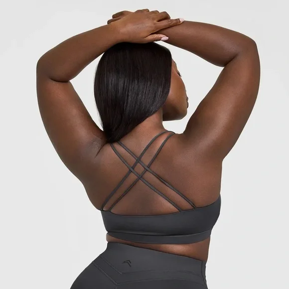 Oner Active Everyday Crossover Bra - Picture 2 of 4
